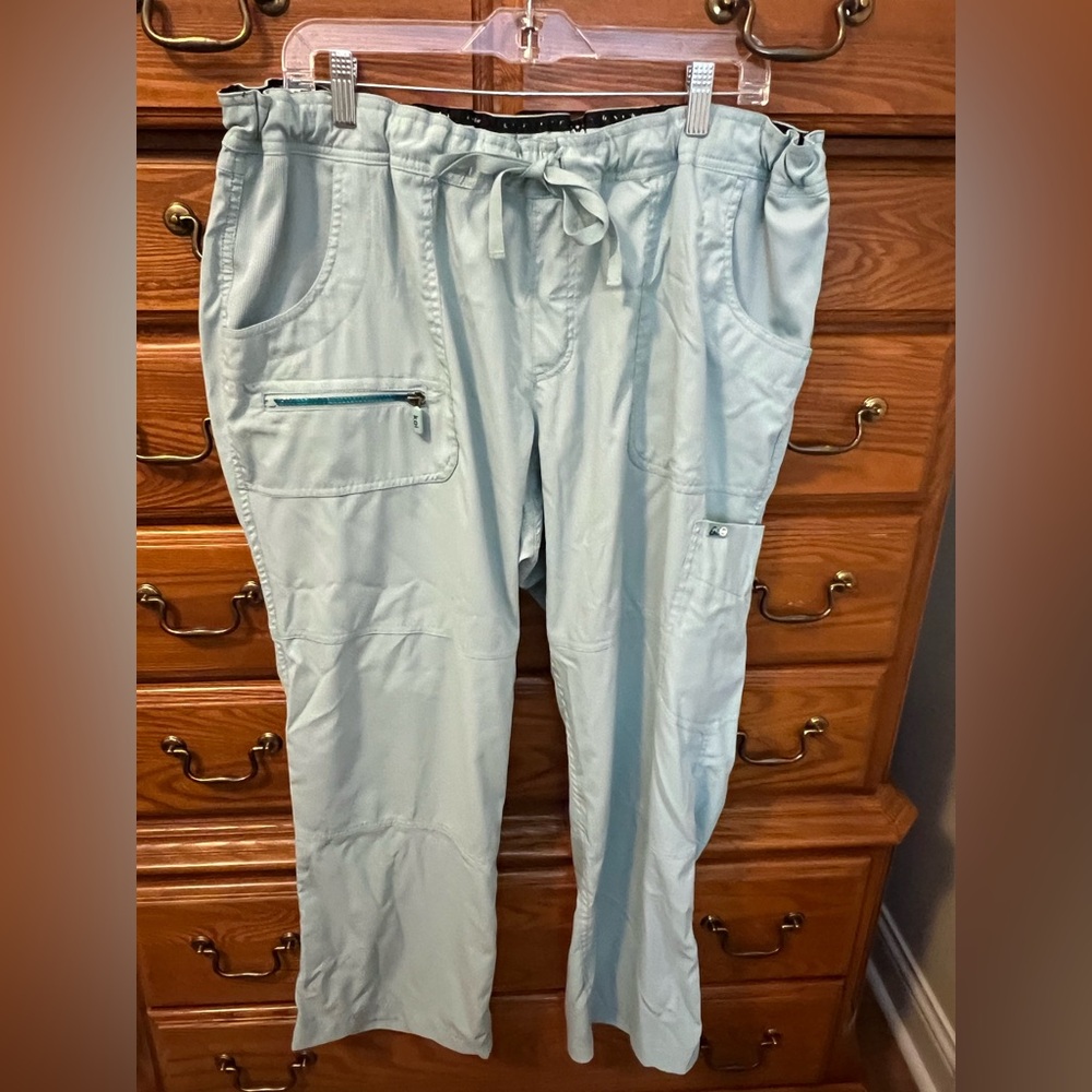 KOI LITE SCRUBS- Women's Light blue Cargo scrubs with Drawstring 2X Petite